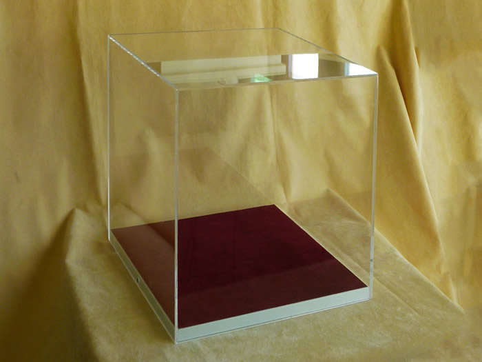 teca plexiglass con base